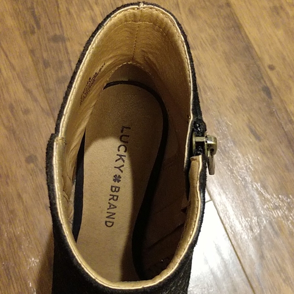 Lucky Brand Lakyn Suede Peep Toe - Black - Picture 5 of 7